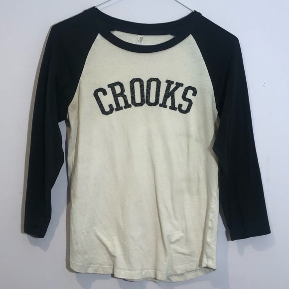 2 for 30‼️ Crooks and Castles logo baseball shirt - Picture 1 of 4
